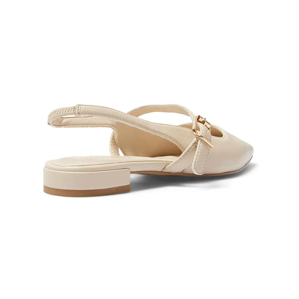 Bianca Flat in Nude Smooth