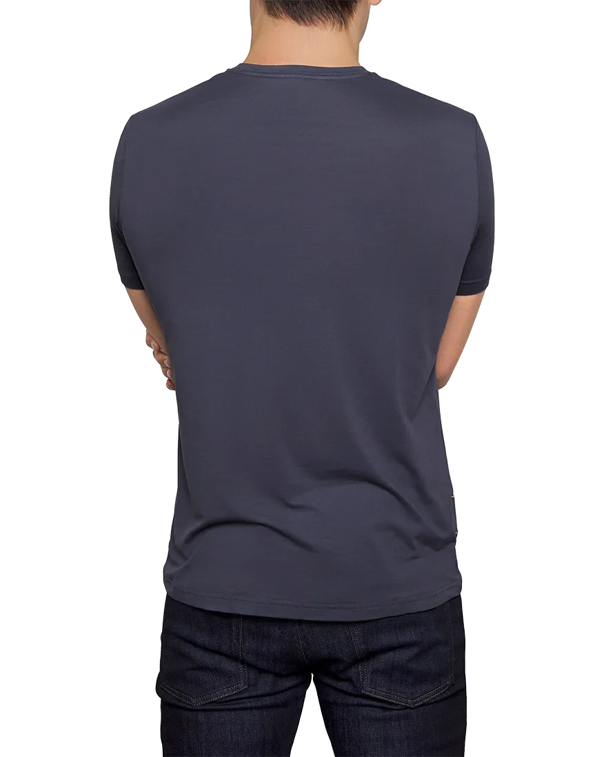 FINAL SALE - Re:Luxe Runweight V-Neck - Classic Fit