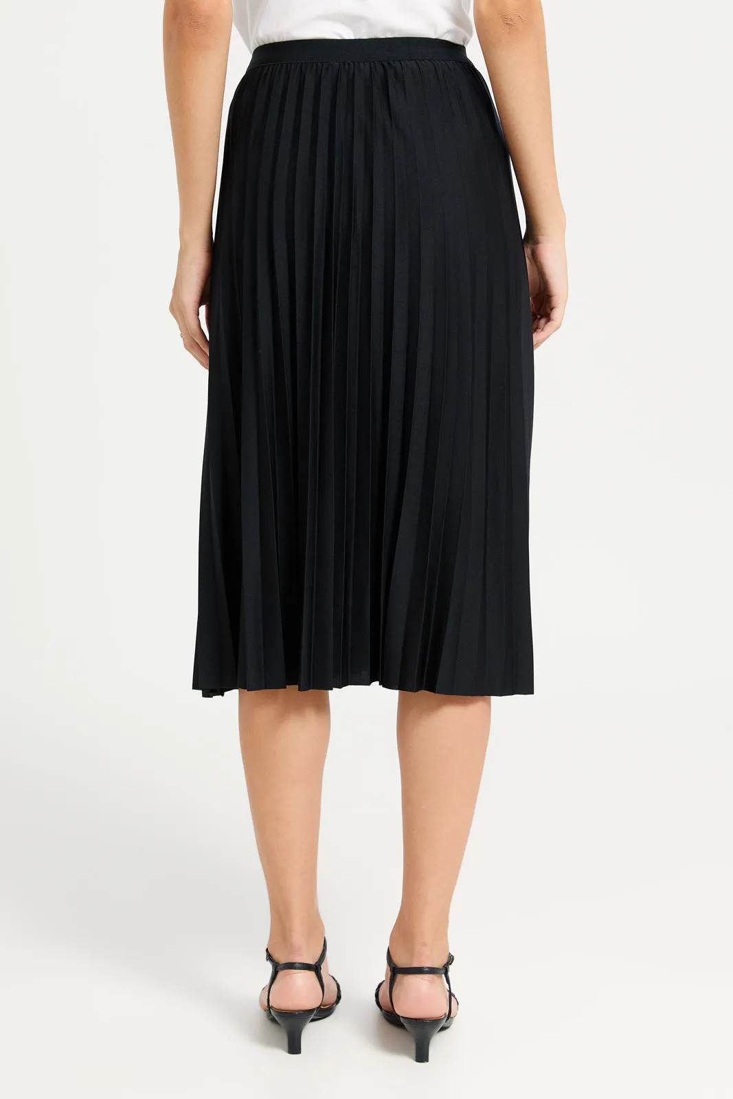 Women Black Plain Pleated Skirt